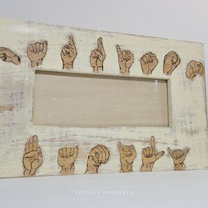 Unique Handmade "Harrison Family" Sign Language Wall Photo Holder Picture Frame